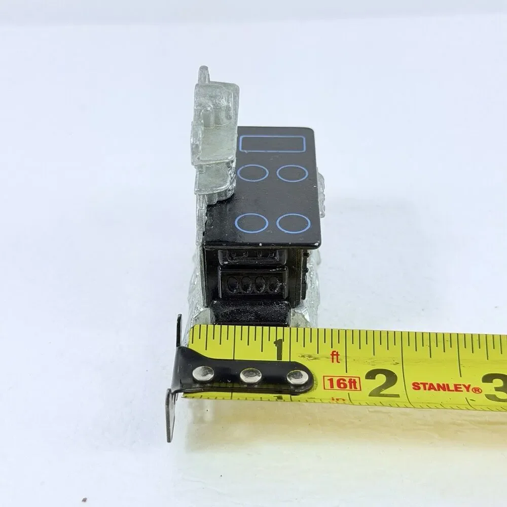 Vtg 1980 Mattel The Littles Miniature Diecast Metal Kitchen Cookstove Tulip Toy